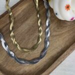 Twist snake necklace